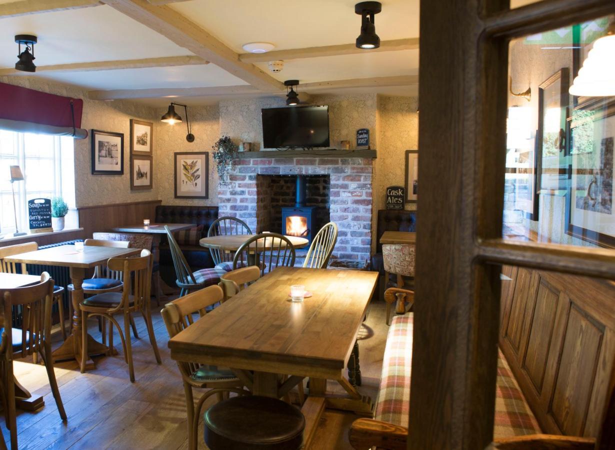 Red Lion Inn Little Budworth Eksteriør billede